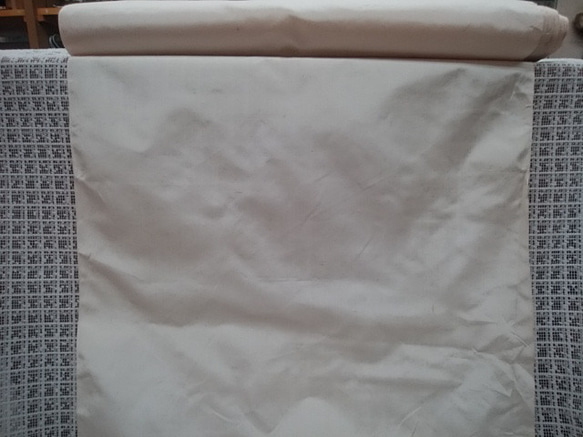 正絹・白大島のハギレ◆巾３７×丈３２０ 1枚目の画像