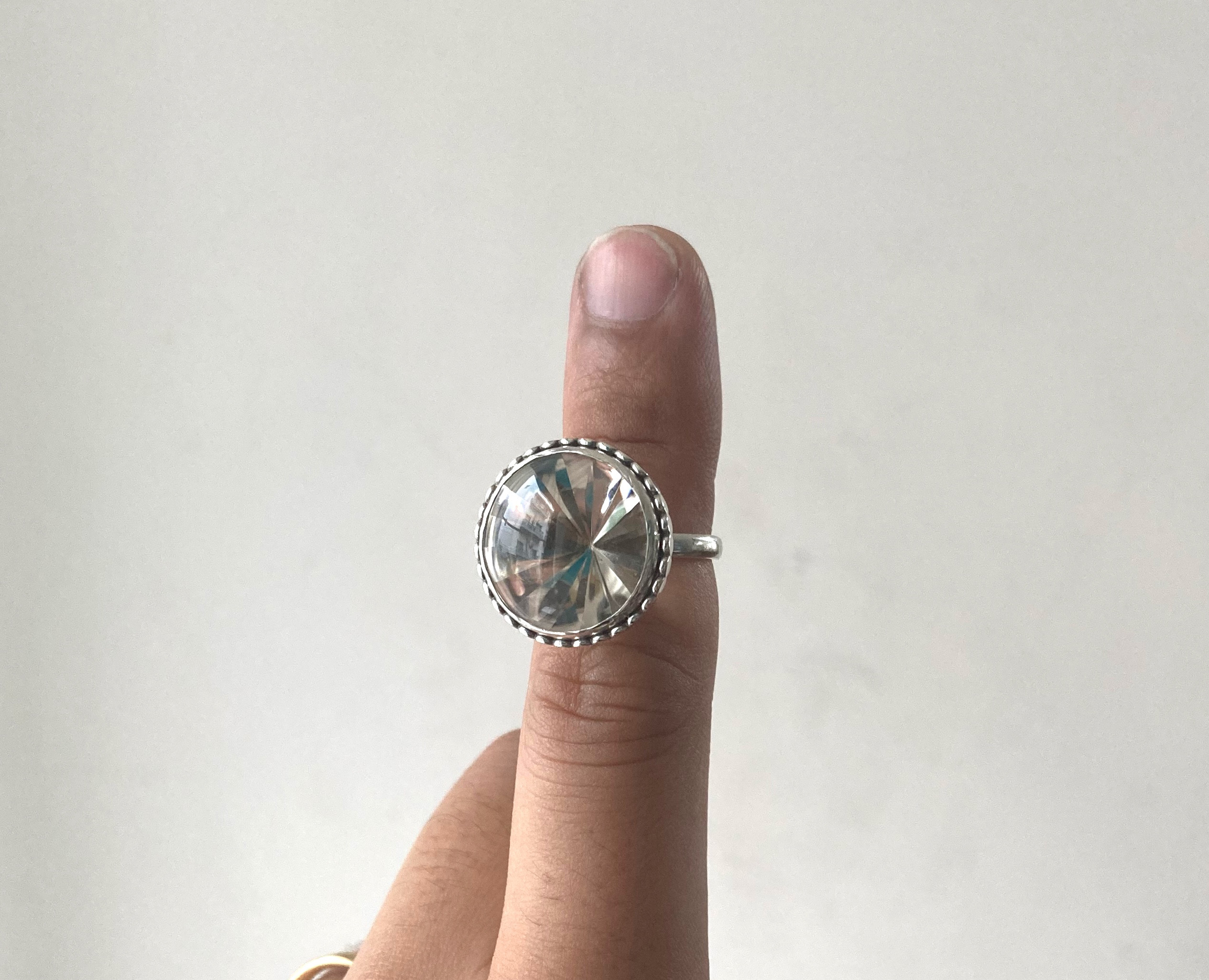 big stone ring (quartz)   #12.5