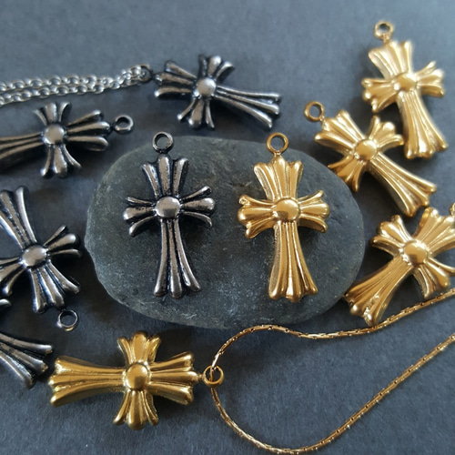 2pcs] オール ステンレス製 ゴシック クロス チャーム 小 サイズ