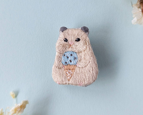 モカ　ブローチ　マスコット 51d227b832721ed8dfaad5a7ea83bf