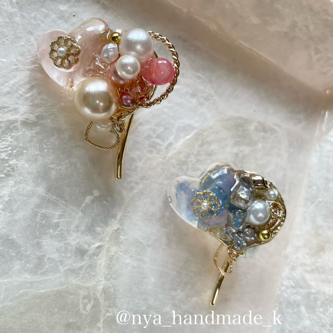 ꫛꫀꪝ✧‧˚ 小ぶりフラワーうるツヤアクリルストーンハンドメイドヘア