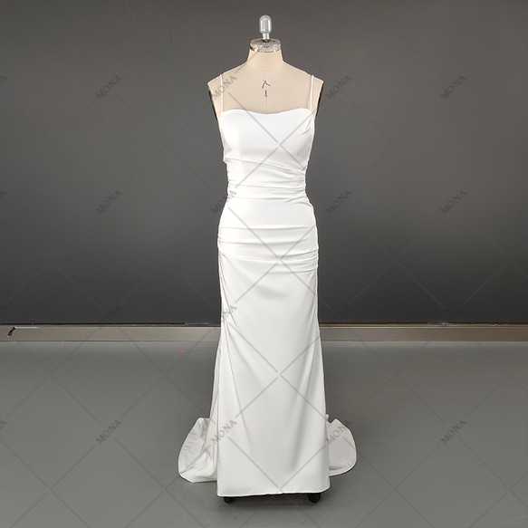 キャミソール バックリボン 背中空き スレンダーライン 上品 エレガント ウェディングドレス 671 1枚目の画像