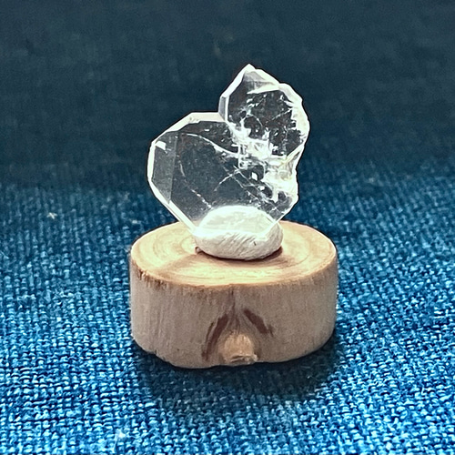 奈留島産 日本式双晶 天然水晶原石 ② 天然石 stonetatsuya 通販