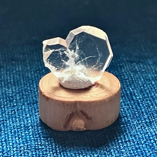 奈留島産 日本式双晶 天然水晶原石 ② 天然石 stonetatsuya 通販