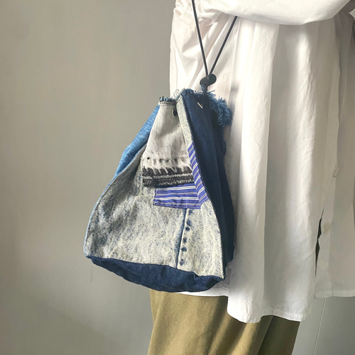 USEDデニムリメイク BIG巾着バッグ　レジャーバッグ　エコバッグ ☑︎Denim×Nylon quilt Drawstring bag #drawstringbag #巾着