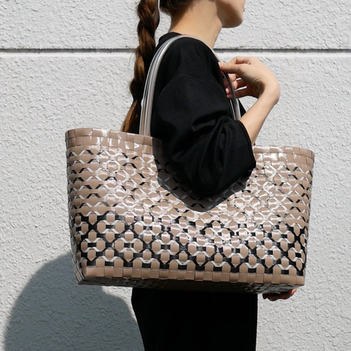 極美品♡グレーのかごバッグ♡ 2023年1番人気デザイン！ B4サイズ 花柄ミックスグレージュ LL