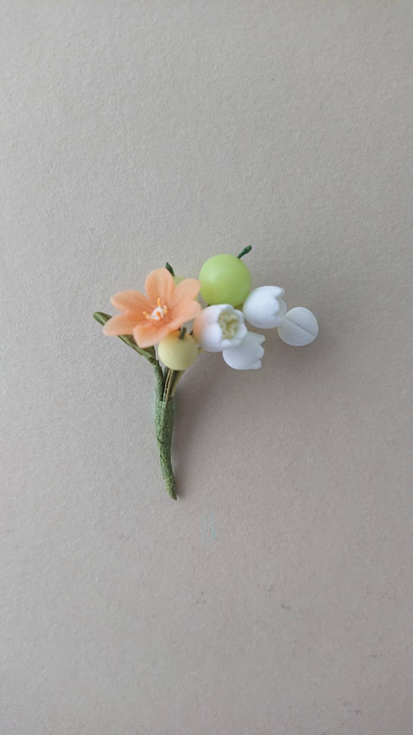 ウェイウェイ幸せの小さな花束c 1枚目の画像