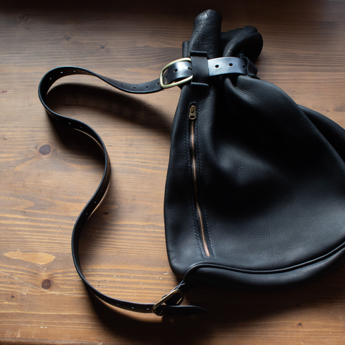 Yoki slouch online shoulder bag