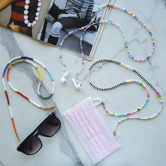 4WAY客製英文名眼鏡鍊 無線耳機鍊 口罩鍊 造型項鍊 棉花糖造型項鍊 生日禮物 多巴胺飾品 客製禮物 彩虹糖 第4張的照片