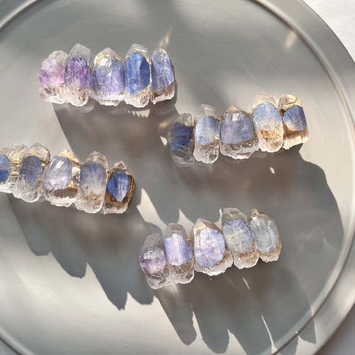 ♡鉱物植物標本♡紫陽花のドライフラワーと押し花の鉱石レジン ♡鉱物植物標本♡紫陽花のドライフラワーと押し花の鉱石レジン