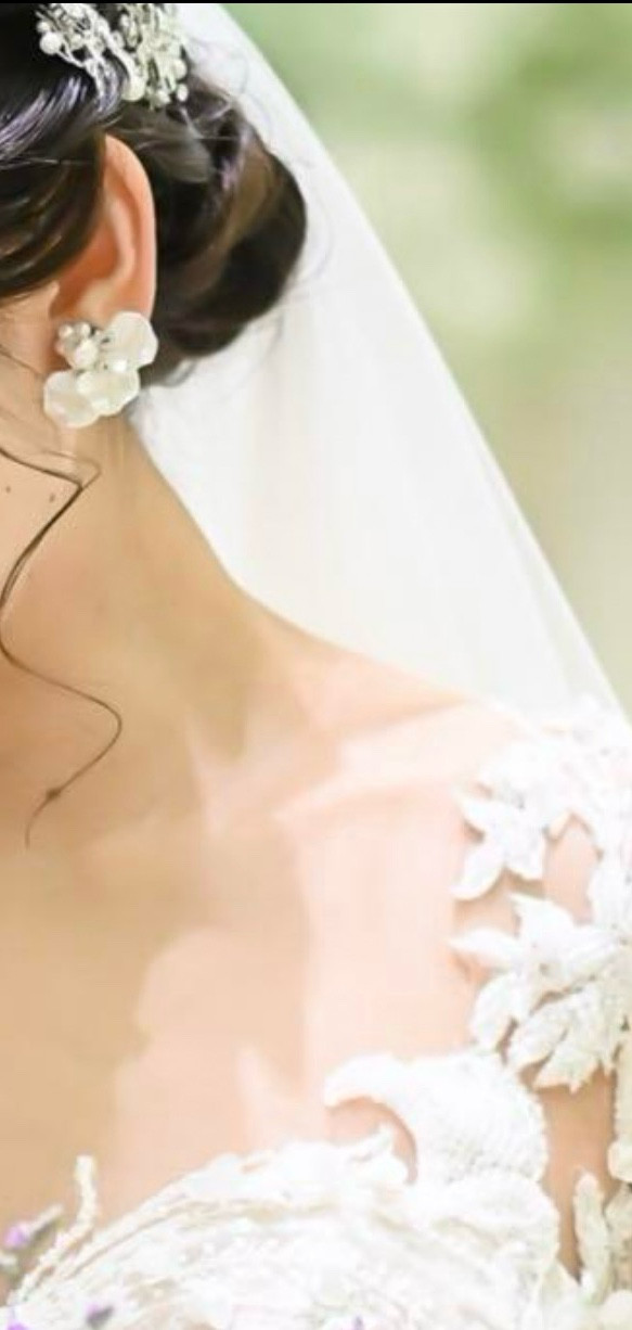 【人気作品☆】ウェディングアクセサリー　花びらイヤリング　シルバー　結婚式　ブライダル　ウェディング　 6枚目の画像