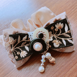 handmade インド刺繍リボンシュシュ ヘアアクセサリー ヘアゴム 3iiar