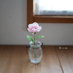 コロンと丸っこい薔薇✿クレイフラワー　ピンクNO.H1-P2L 1枚目の画像