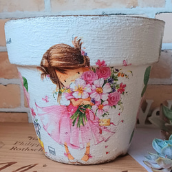 リメイク鉢6号　花束と少女　デコパージュ　大きめ　飾り　植木　韓国苗付け 1枚目の画像