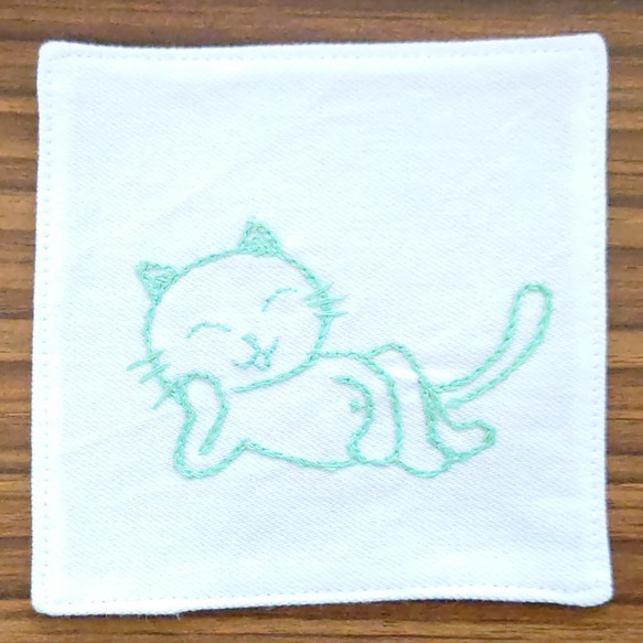 【送料無料】コースター 手刺し 繰り返し洗って使える　猫　日本製　プチギフト　限定品 4枚目の画像