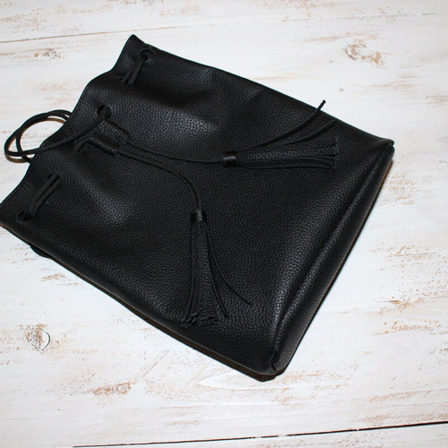 売り尽くし】本革 牛革ミニ巾着 可愛い ショルダーバッグ ブラック