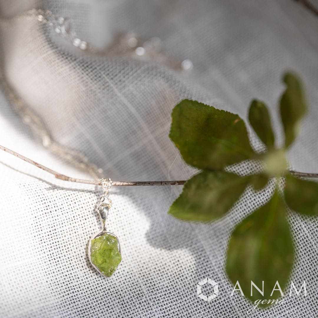 【８月誕生石】 ペリドット ネックレスSV925★ANAM gems