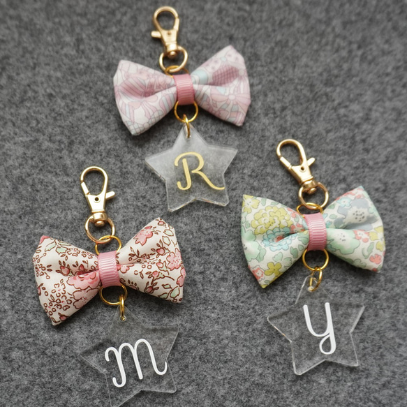 1個選択 リバティ アクリルイニシャルチャーム イニシャルタグ  