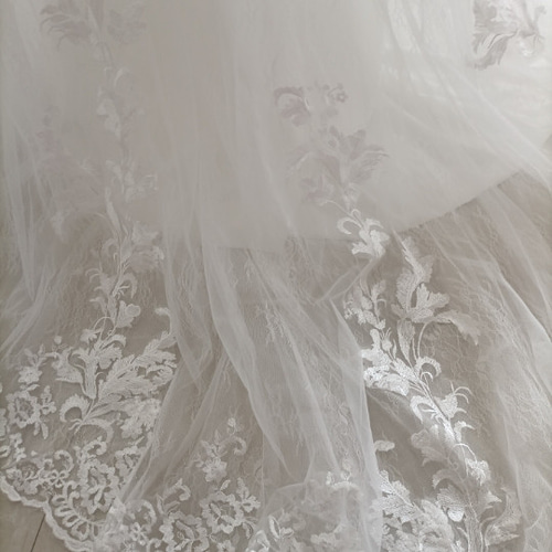 高品質！ マーメイドライン ウェディングドレス オフショルダー3D立体  