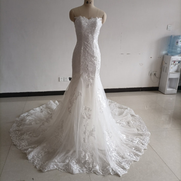 高品質！ マーメイドライン ウェディングドレス オフショルダー3D立体  