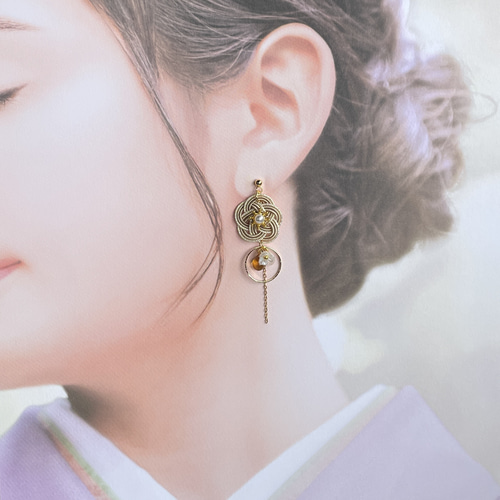花の雫】水引のピアス／イヤリング ピアス（フック・チェーン