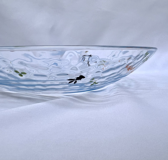 23.5センチ　金魚柄のガラス皿 4枚目の画像