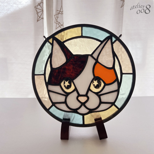 三毛猫のステンドグラス サンキャッチャー ダブルオウエイト 三毛猫のステンドグラス サンキャッチャー ダブルオウエイト