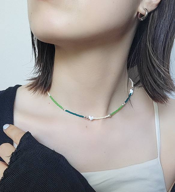 グリーン×マットエメラルドビーズチョーカー ビーズネックレス