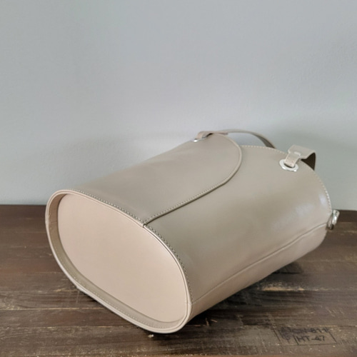 バケツ型2wayショルダーバッグ(ベージュ) ショルダーバッグ バケツ型2wayショルダーバッグ(ベージュ) ショルダーバッグ