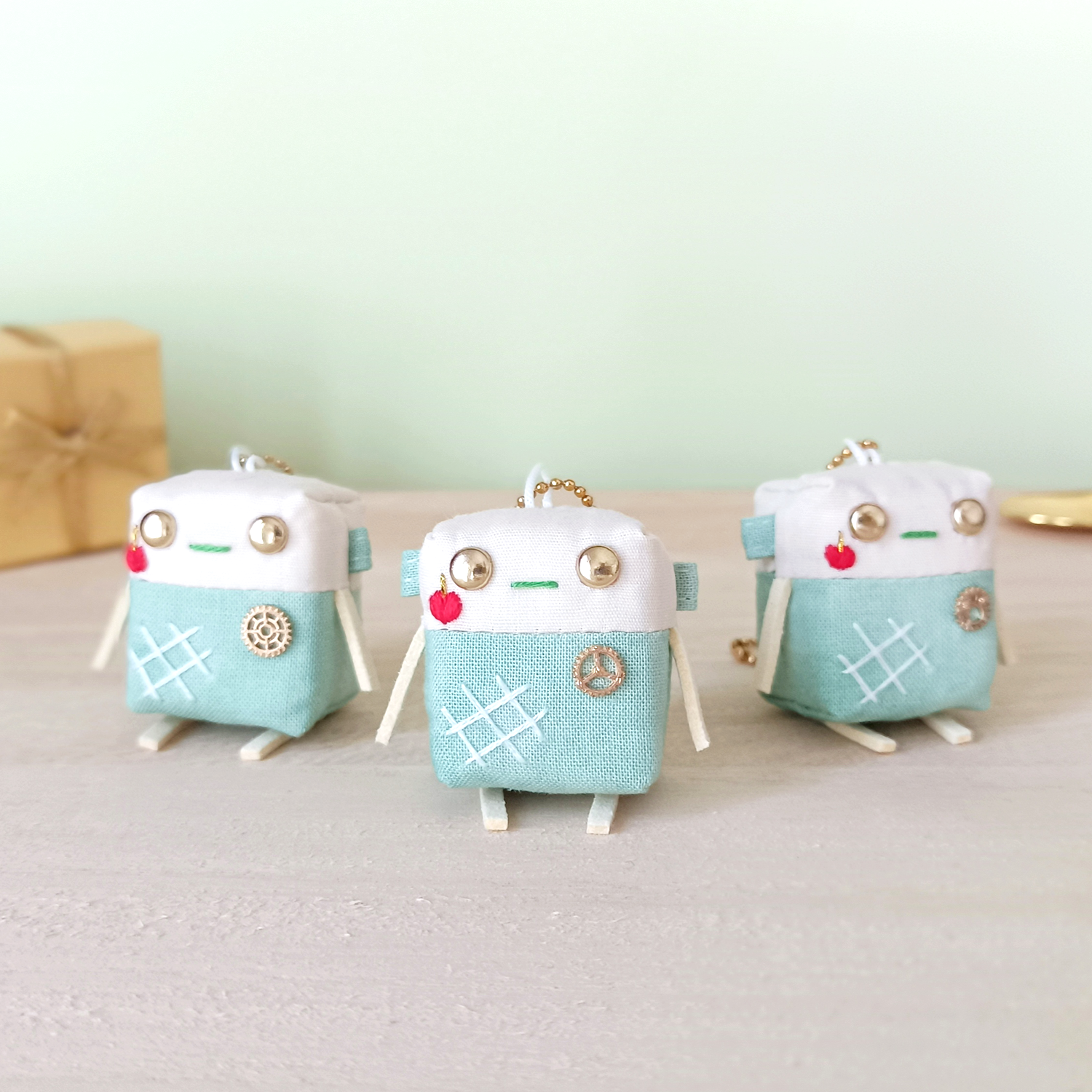 ロボchi メロンクリームソーダ号 マスコット┃ ロボット ぬいぐるみチャーム