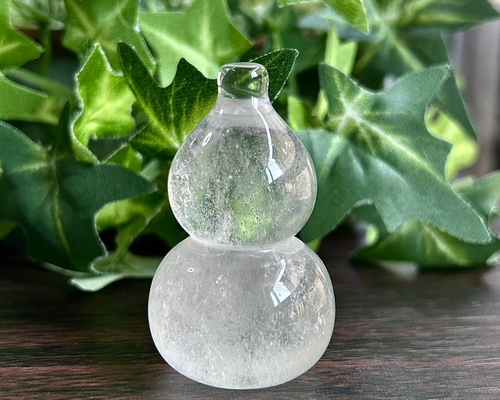 縁起物～ ヒマラヤ水晶 ひょうたん（瓢箪) 原石 50mm 1個 天然石