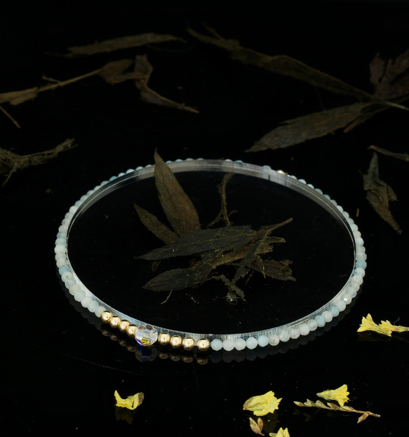 輕奢風海藍寶14K包金 GF Swarovski 配珠水晶手鍊 ( Aquamarine Bracelet ) 第2張的照片