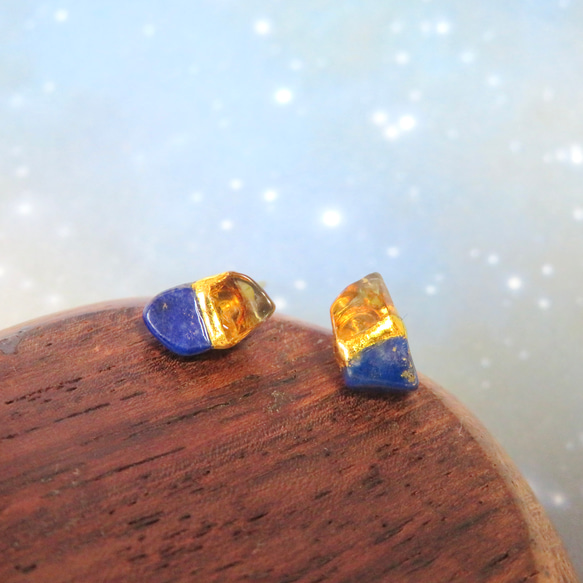 夜空のひかり＊Lapis lazuli×Citrine＊金継ぎピアス／S S size 2枚目の画像