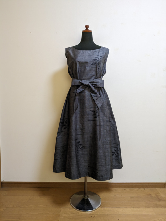 専用画面　着物リメイク ワンピース 大島紬 Ｍ〜L SOLD 着物リメイク ワンピース 大島紬 M〜L ワンピース さらあお