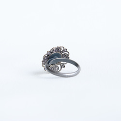 【指輪】　銀の花　アンティーク　ガラスボタン 7枚目の画像