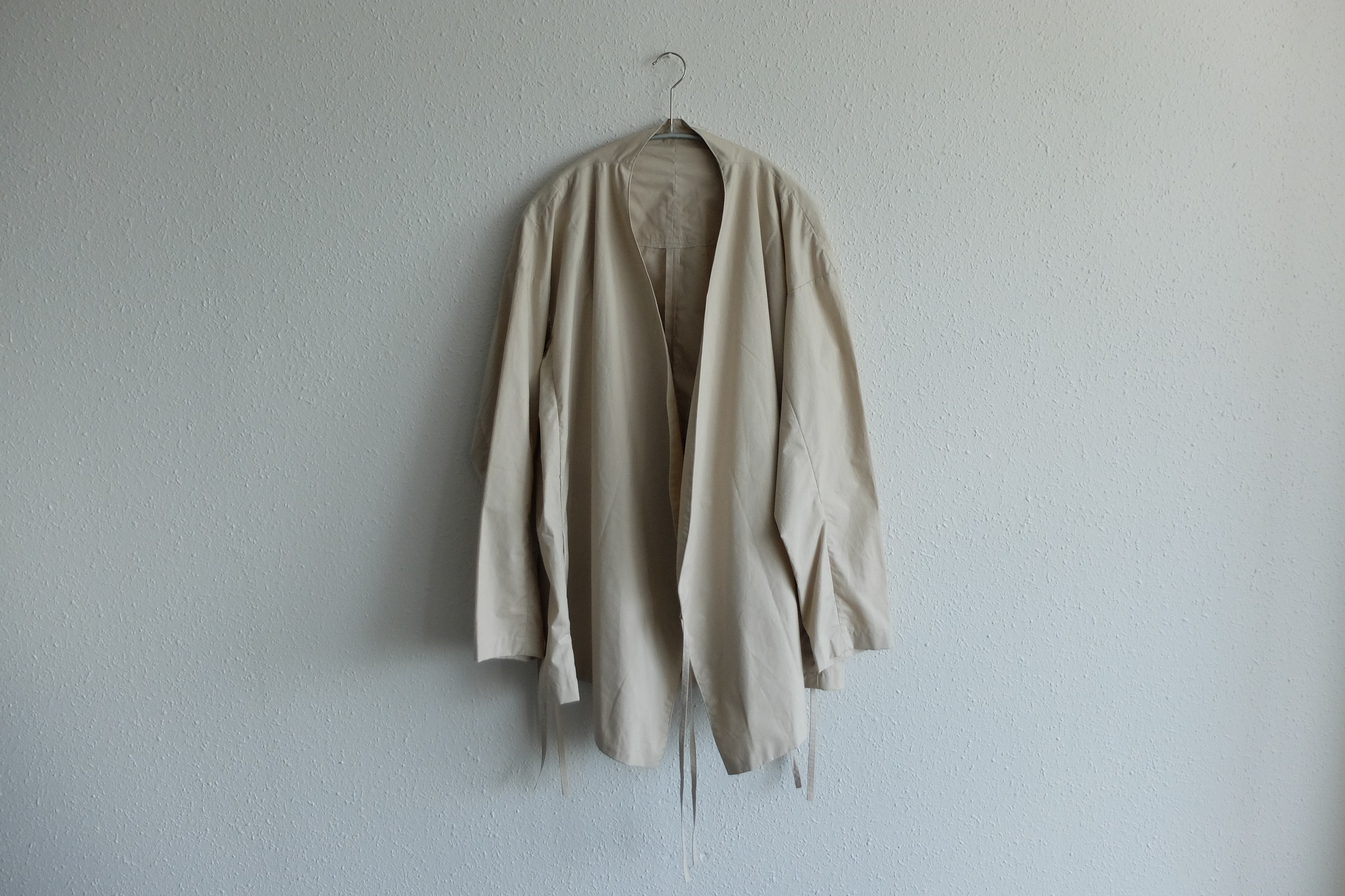 きるもの｜JKT弐｜タイプライター｜ライトベージュ ［unisex freesize］