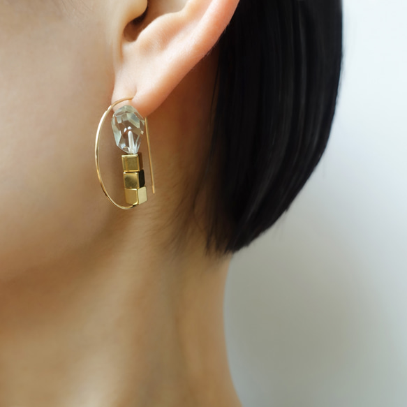 K14gf 『 D 』シェイプピアス グリーンアメシスト 3枚目の画像