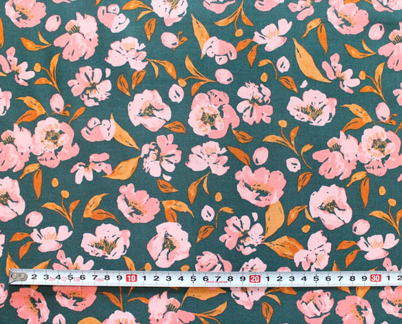 カットクロス Windham Fabrics Fancy 52668-9 Flora Dark Green 3枚目の画像