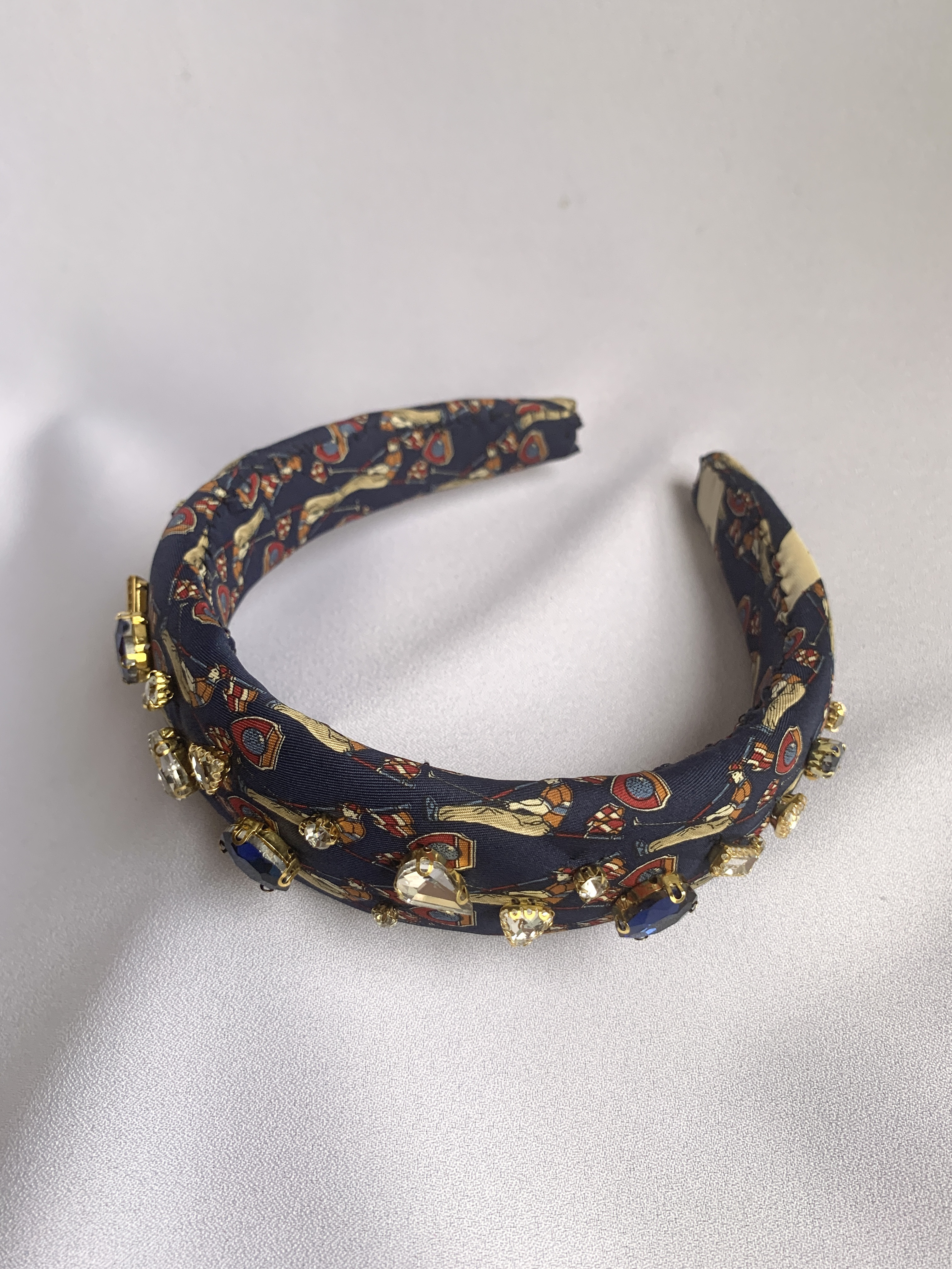 カチューシャ　ゴルフ