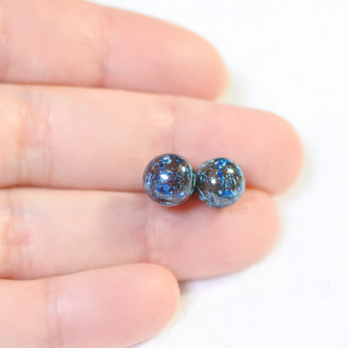 殿堂 1点もの）クリソコラのスタッドピアス（8mm・チタンポスト ピアス