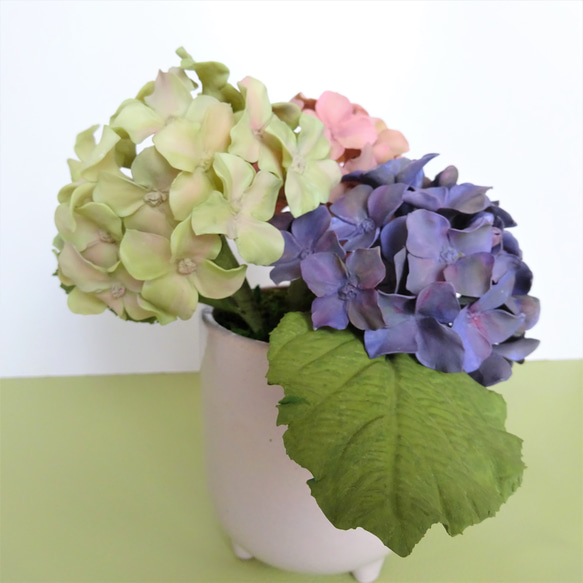 『粘土の花』3色紫陽花の鉢植え 11枚目の画像