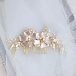 ヘッドドレス  アクセサリー　ウェディング、結婚式　　高級感　パール&お花7/14 2枚目の画像