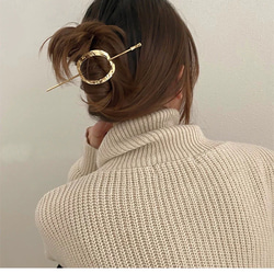 【在庫処分 限定セール￥399】韓国ファッション　サークルデザインゴールドマジェステ　ヘアアクセサリー　-2908 5枚目の画像