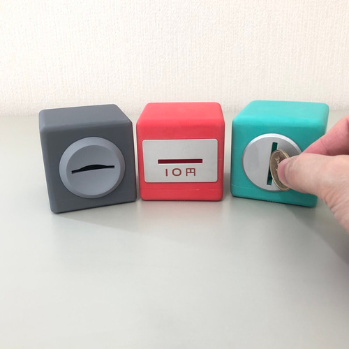 【まとめ売り/バラ売り対応】貯金箱　9種 貯まらないけど堪らない貯金箱 その他インテリア雑貨 nine-D