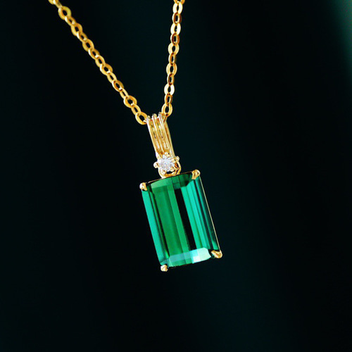 18K/グリーントルマリン & ダイヤ　ペンダントヘッド 18K/グリーントルマリン & ダイヤペンダントヘッド