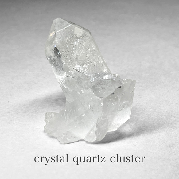 crystal cluster/水晶クラスターFブリッジ・ドルフィン・コンパニオン・インターフェレンス(レインボーあり) 1枚目の画像