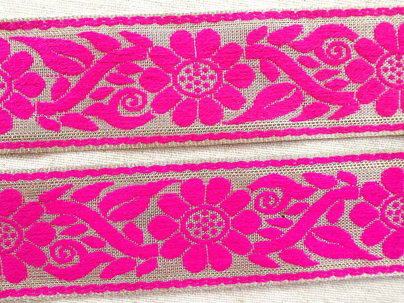 1mより インド刺繍リボン チロリアンテープ 花 ピンク 北欧☆民族衣装☆手芸 リボン 5枚目の画像