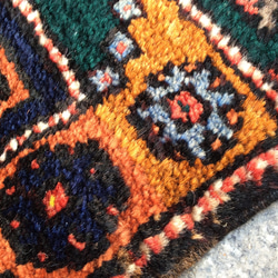 手織りトルコ絨毯 111x57cm アンティーク ラグ 5枚目の画像