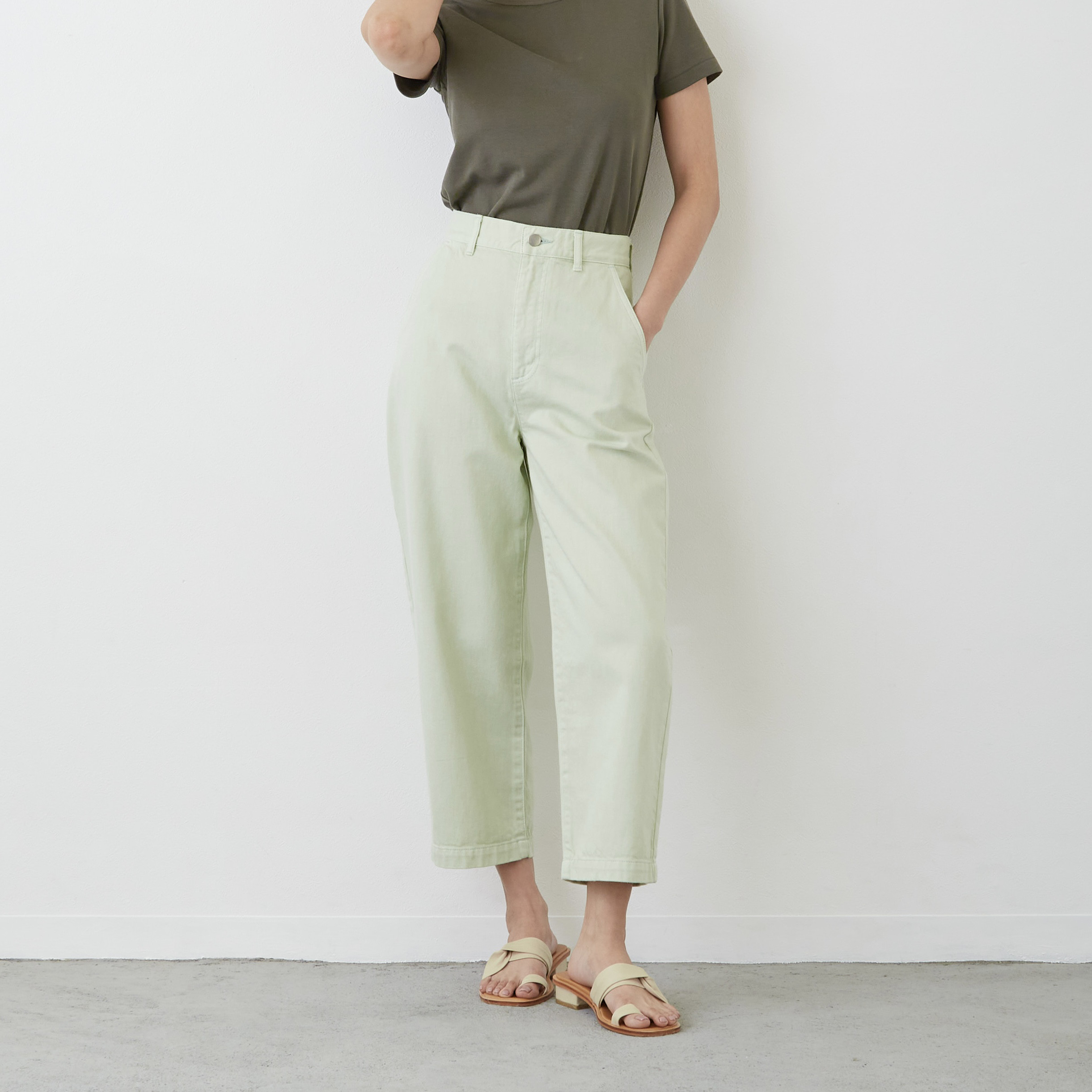 やわらか国産デニム　カラーワイド　カーブシルエットパンツ　XS.Sサイズ 　ミント　ゆるデニム