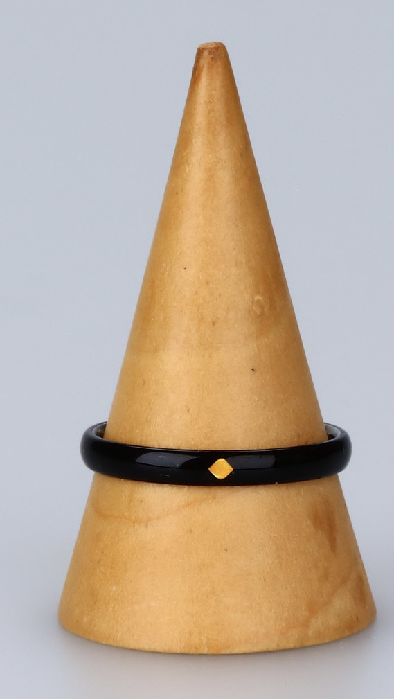 螺鈿一粒黄色貝入り漆黒塗りステンレスリング009